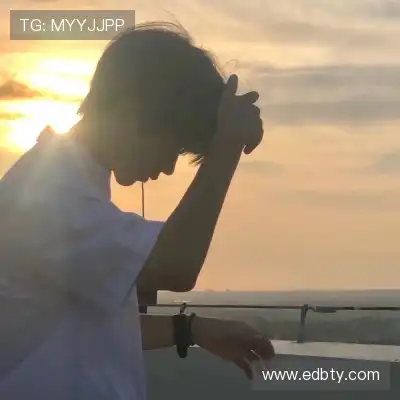黄静云